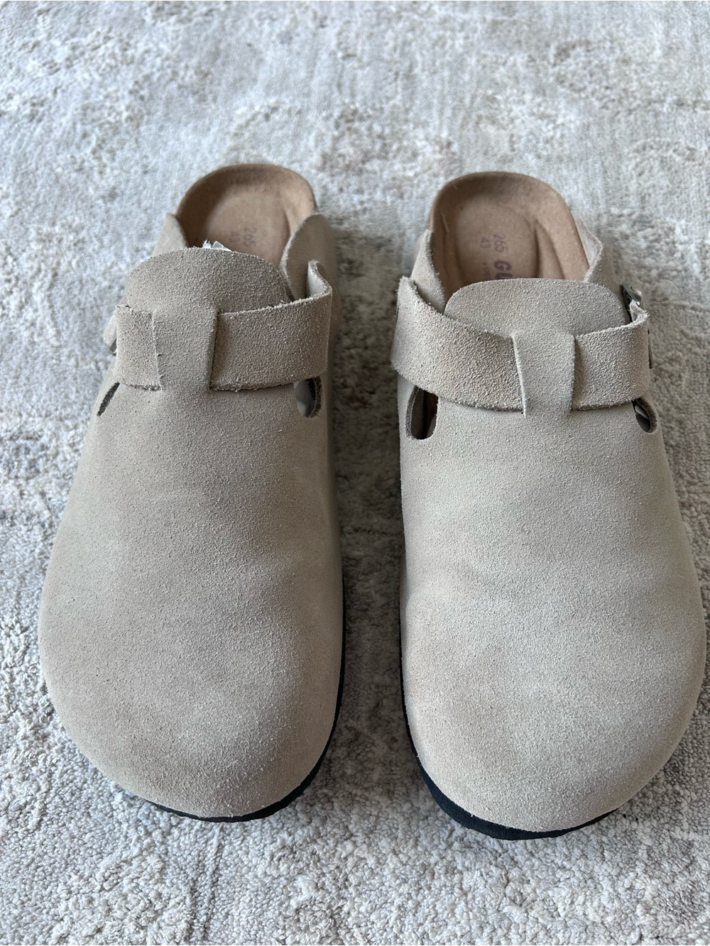 NWOB Guoluofei Leather Suede Beige Clogs Mules 265 43 Mens 9.5 Womens 11 Unisex